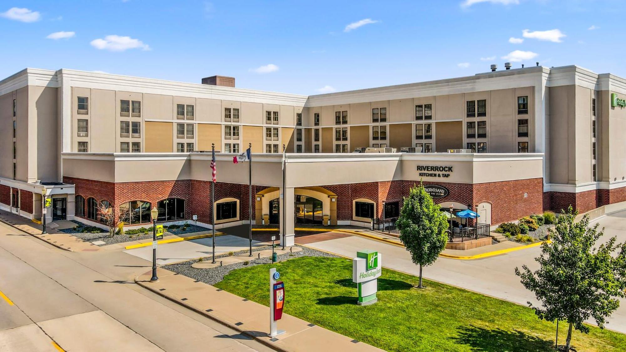 Holiday Inn Dubuque/Galena By Ihg Zewnętrze zdjęcie