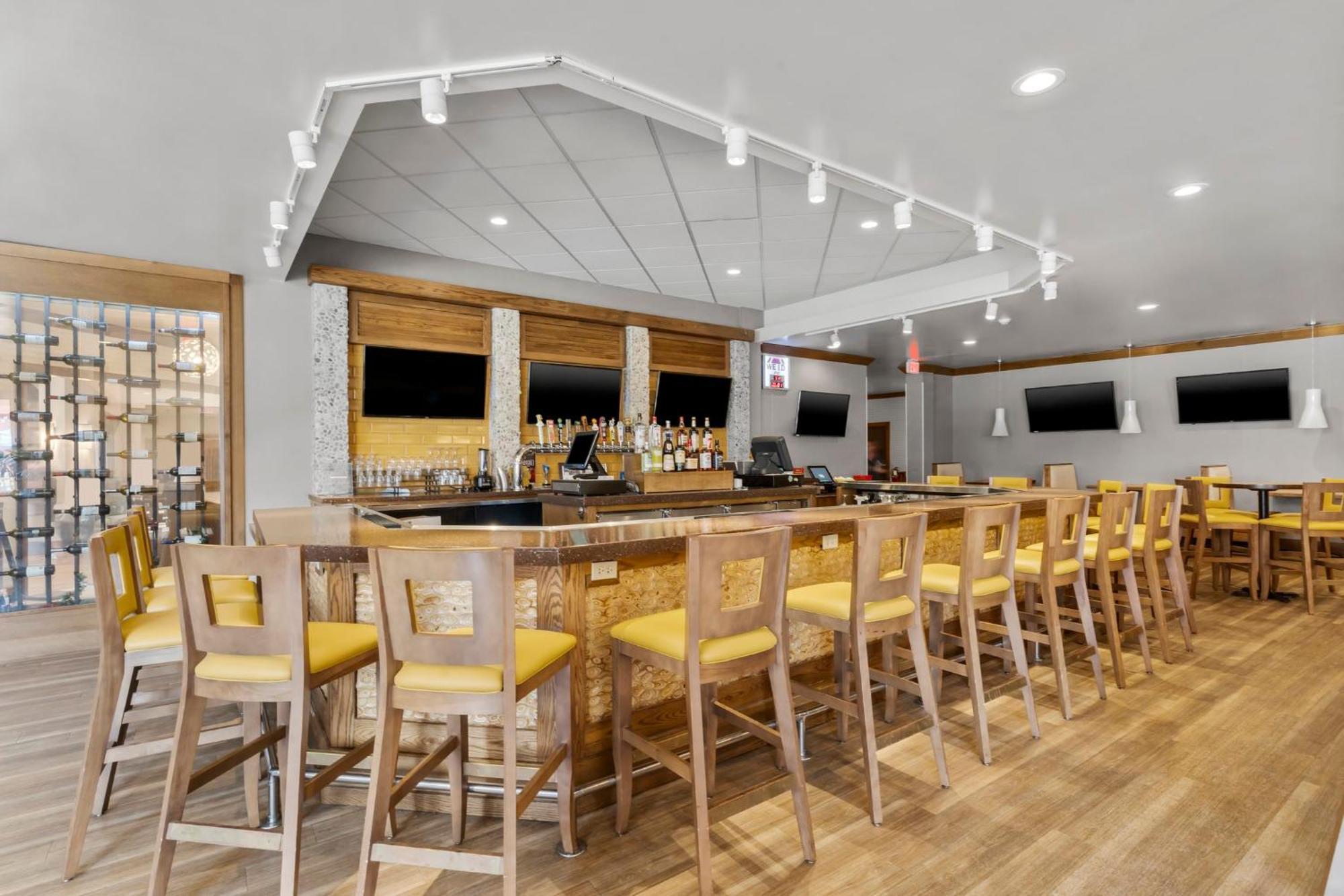 Holiday Inn Dubuque/Galena By Ihg Zewnętrze zdjęcie